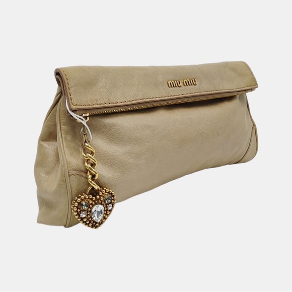 Miu Miu Beige Leather Clutch With Crystal Heart Charm - Picture 3 of 10